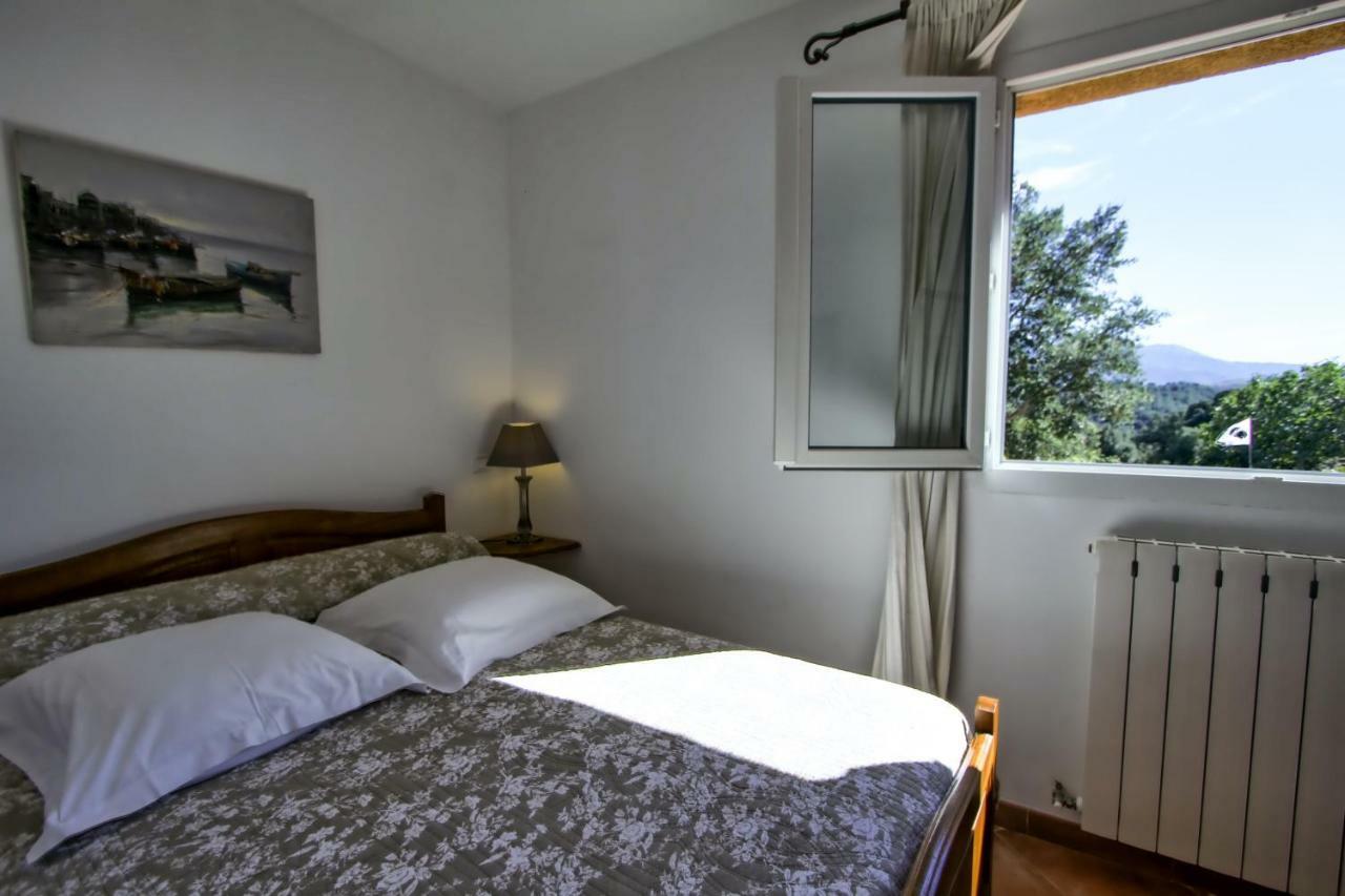 A Ghjuvellina Hotel Piedigriggio Eksteriør billede