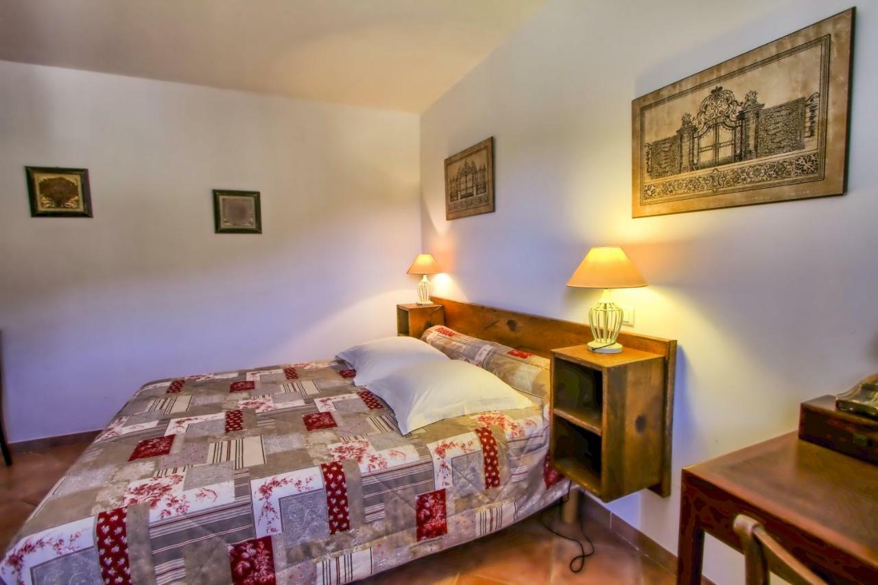 A Ghjuvellina Hotel Piedigriggio Eksteriør billede